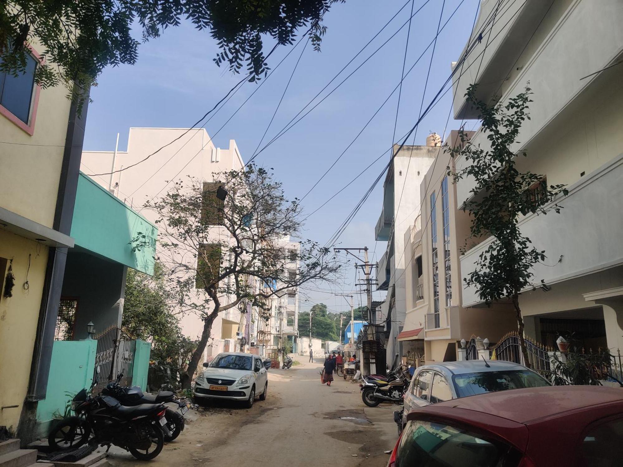 Sk Nivas Villa ตีรูปาติ ภายนอก รูปภาพ